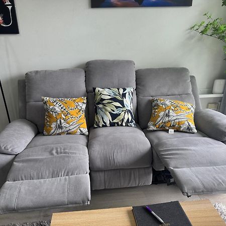 Immaculate 3 Bd 2 Bth Apartment -Free Carpark & Pool Auckland Luaran gambar