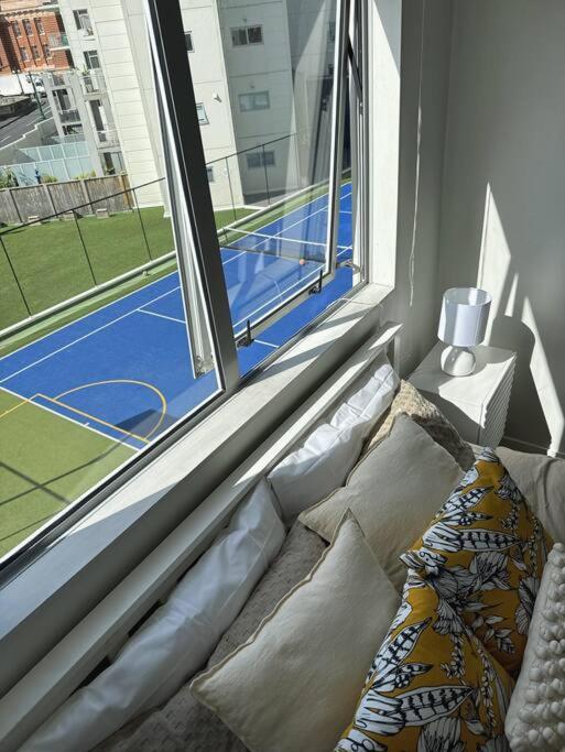 Immaculate 3 Bd 2 Bth Apartment -Free Carpark & Pool Auckland Luaran gambar