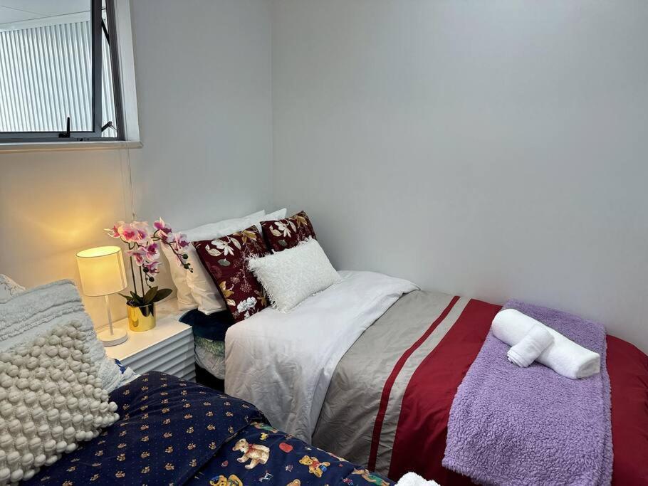 Immaculate 3 Bd 2 Bth Apartment -Free Carpark & Pool Auckland Luaran gambar