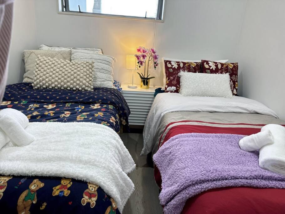 Immaculate 3 Bd 2 Bth Apartment -Free Carpark & Pool Auckland Luaran gambar