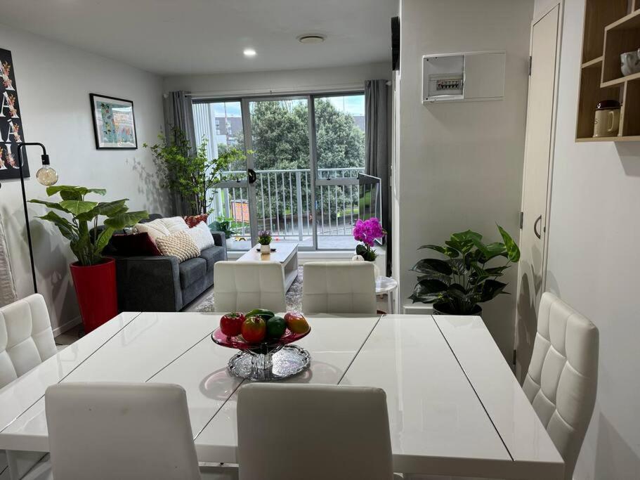 Immaculate 3 Bd 2 Bth Apartment -Free Carpark & Pool Auckland Luaran gambar